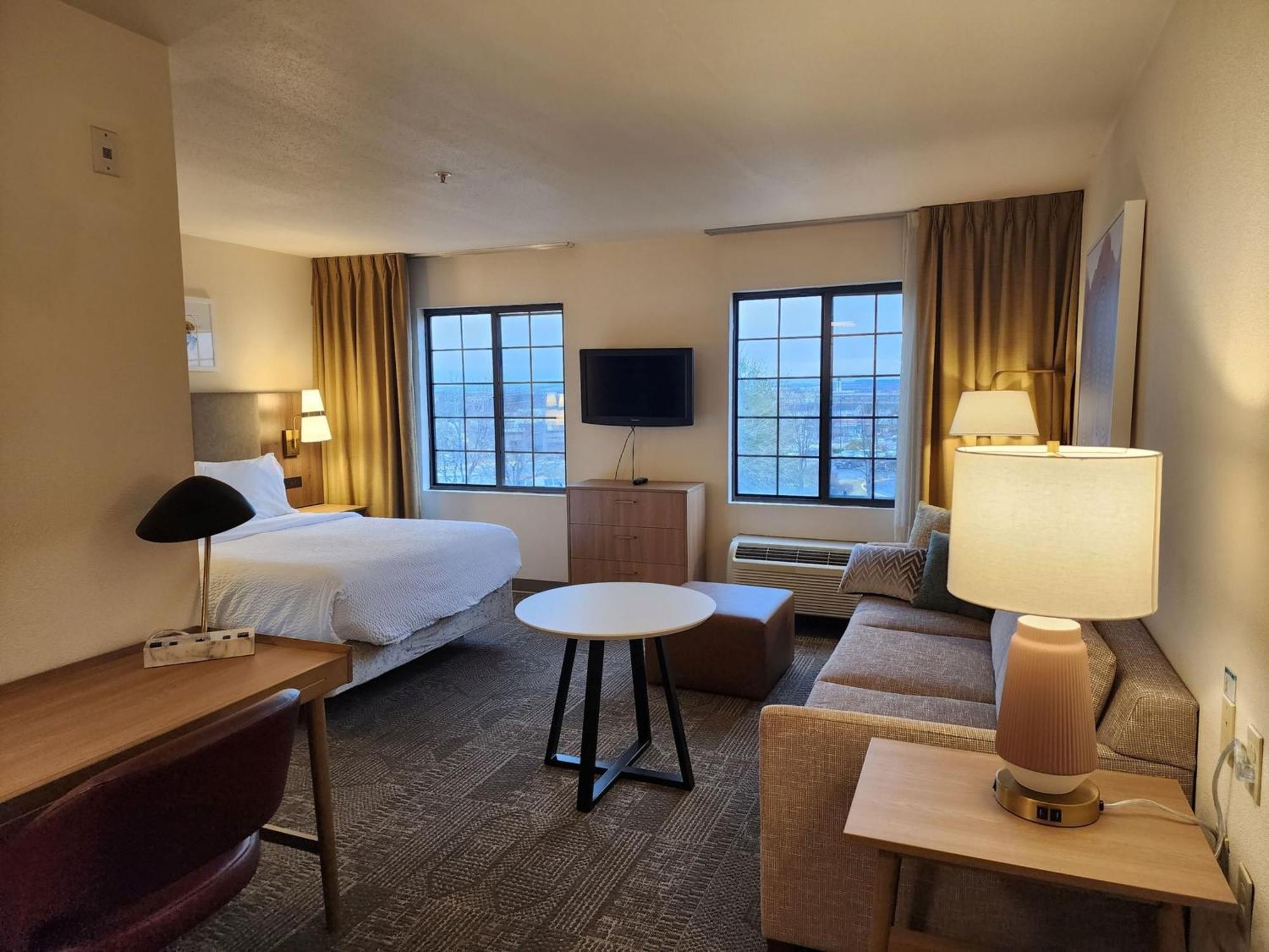 Staybridge Suites Allentown Airport Lehigh Valley By Ihg Eksteriør bilde