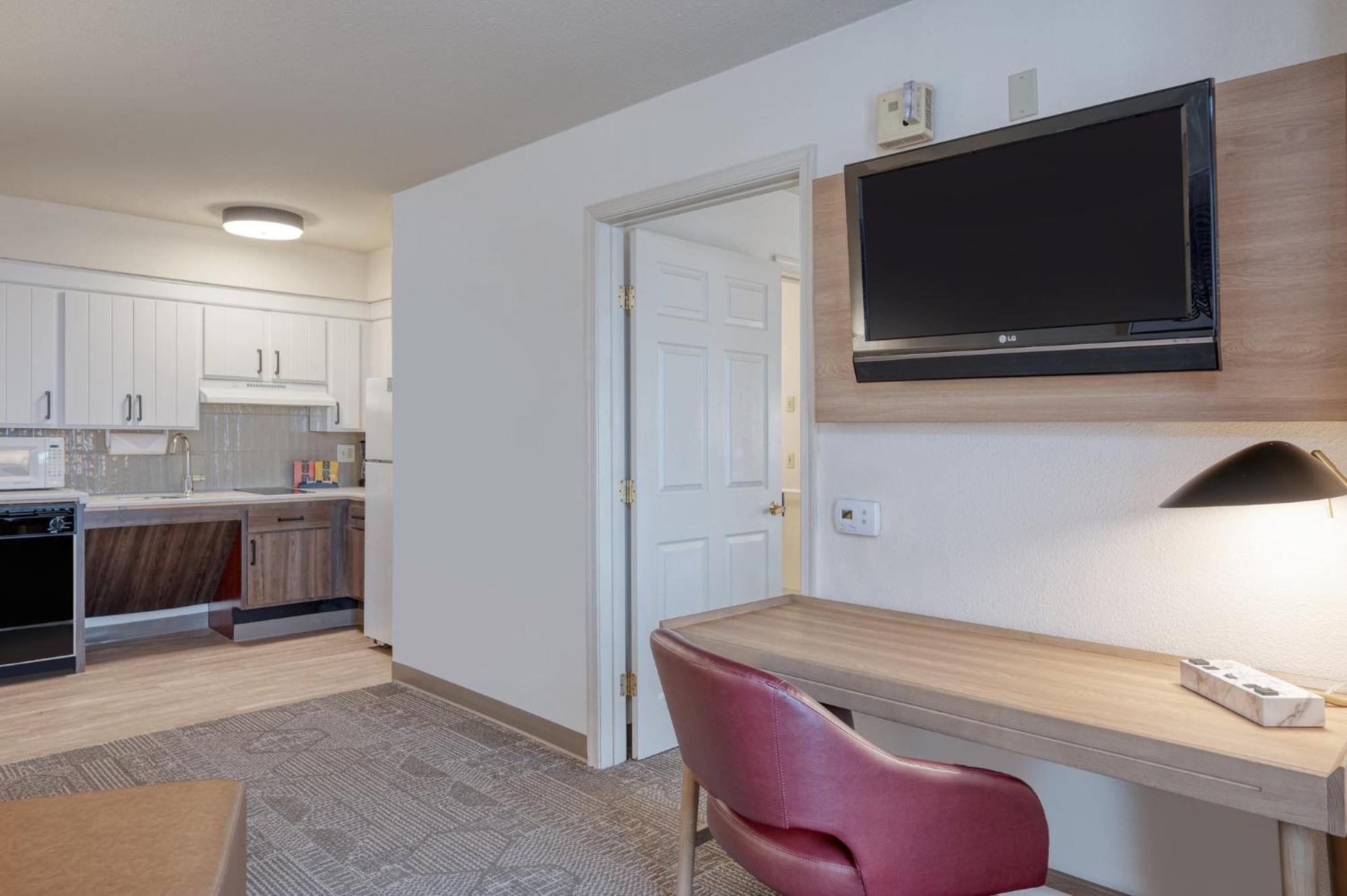 Staybridge Suites Allentown Airport Lehigh Valley By Ihg Eksteriør bilde
