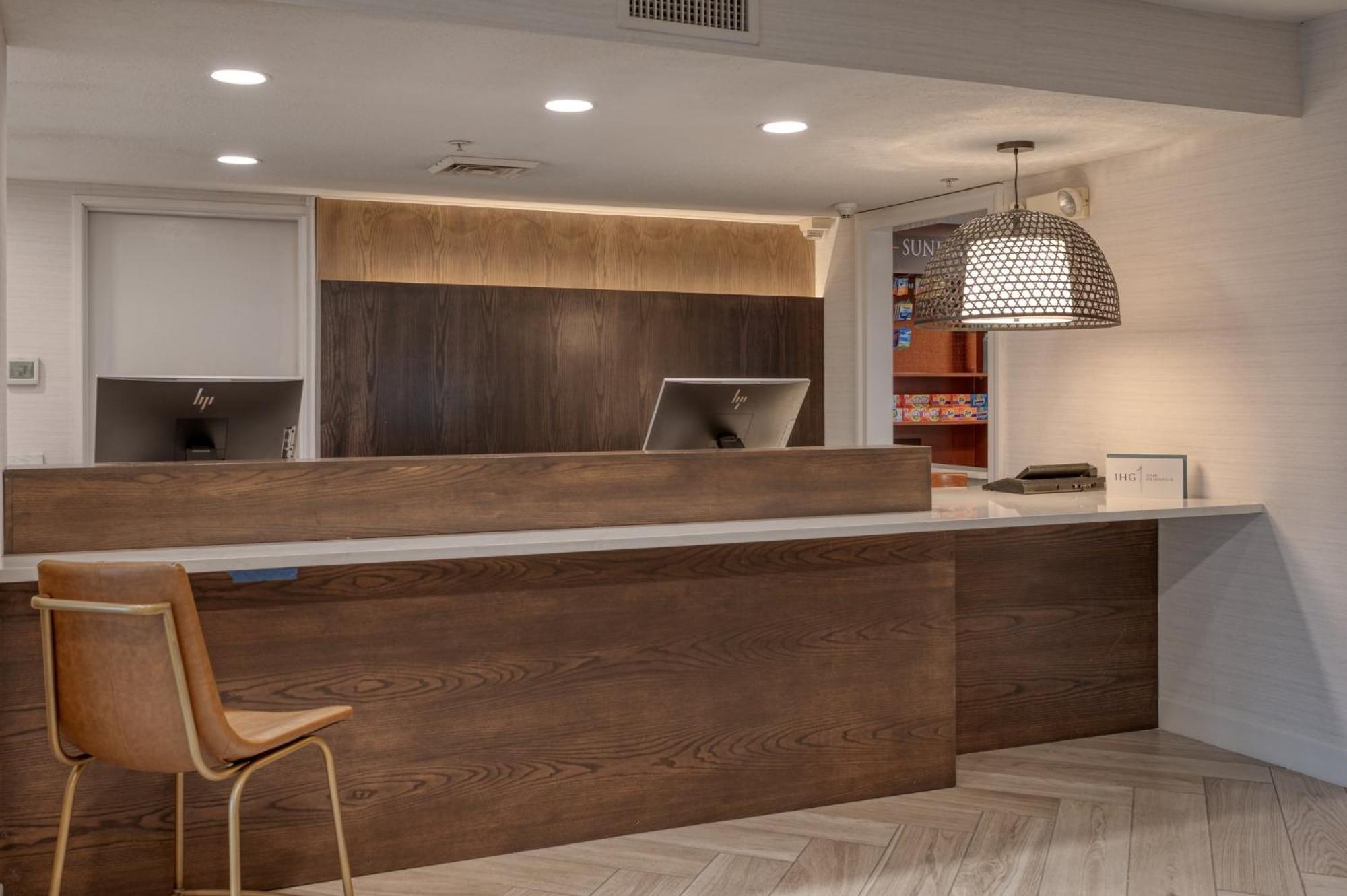 Staybridge Suites Allentown Airport Lehigh Valley By Ihg Eksteriør bilde