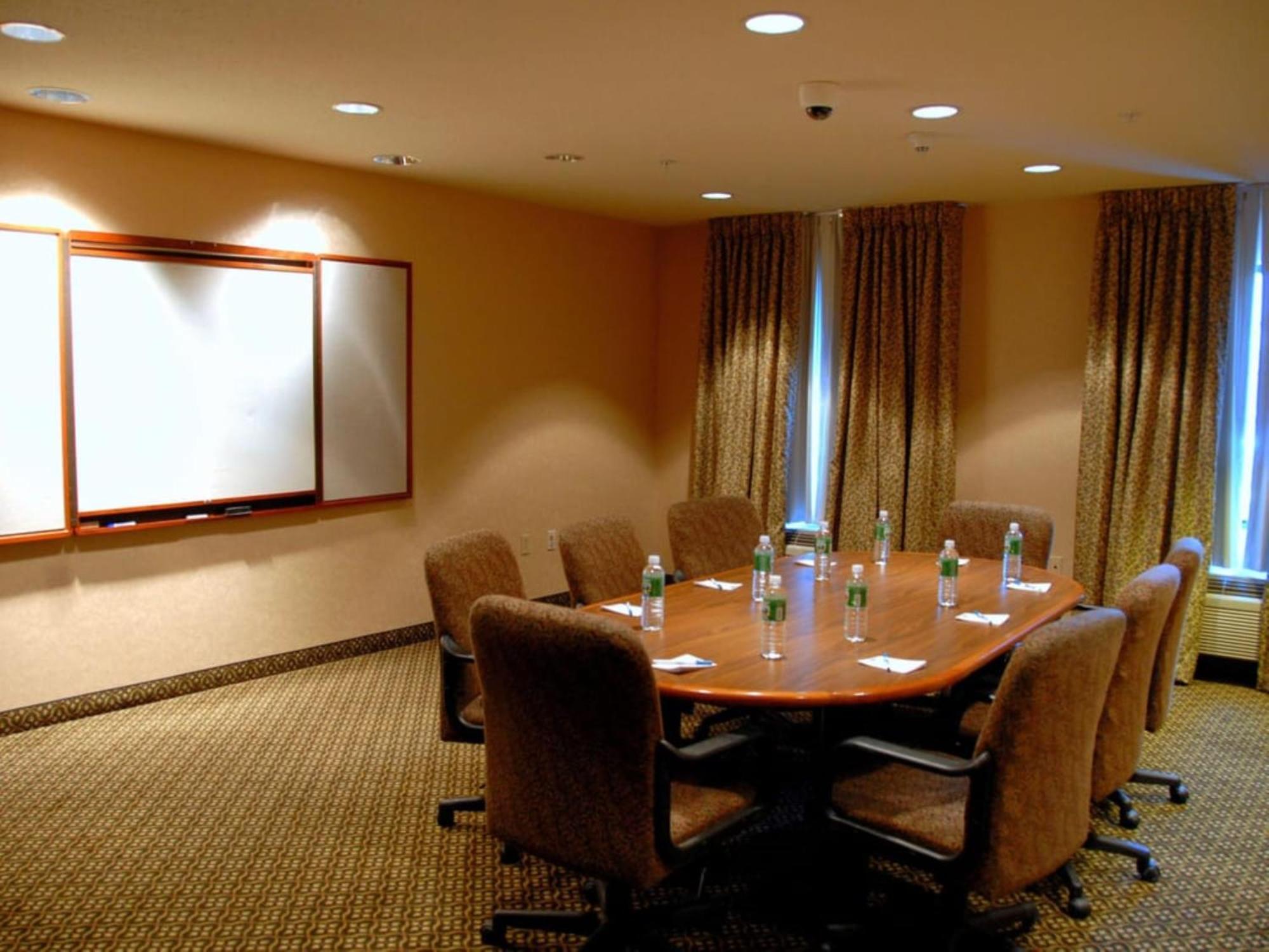 Staybridge Suites Allentown Airport Lehigh Valley By Ihg Eksteriør bilde