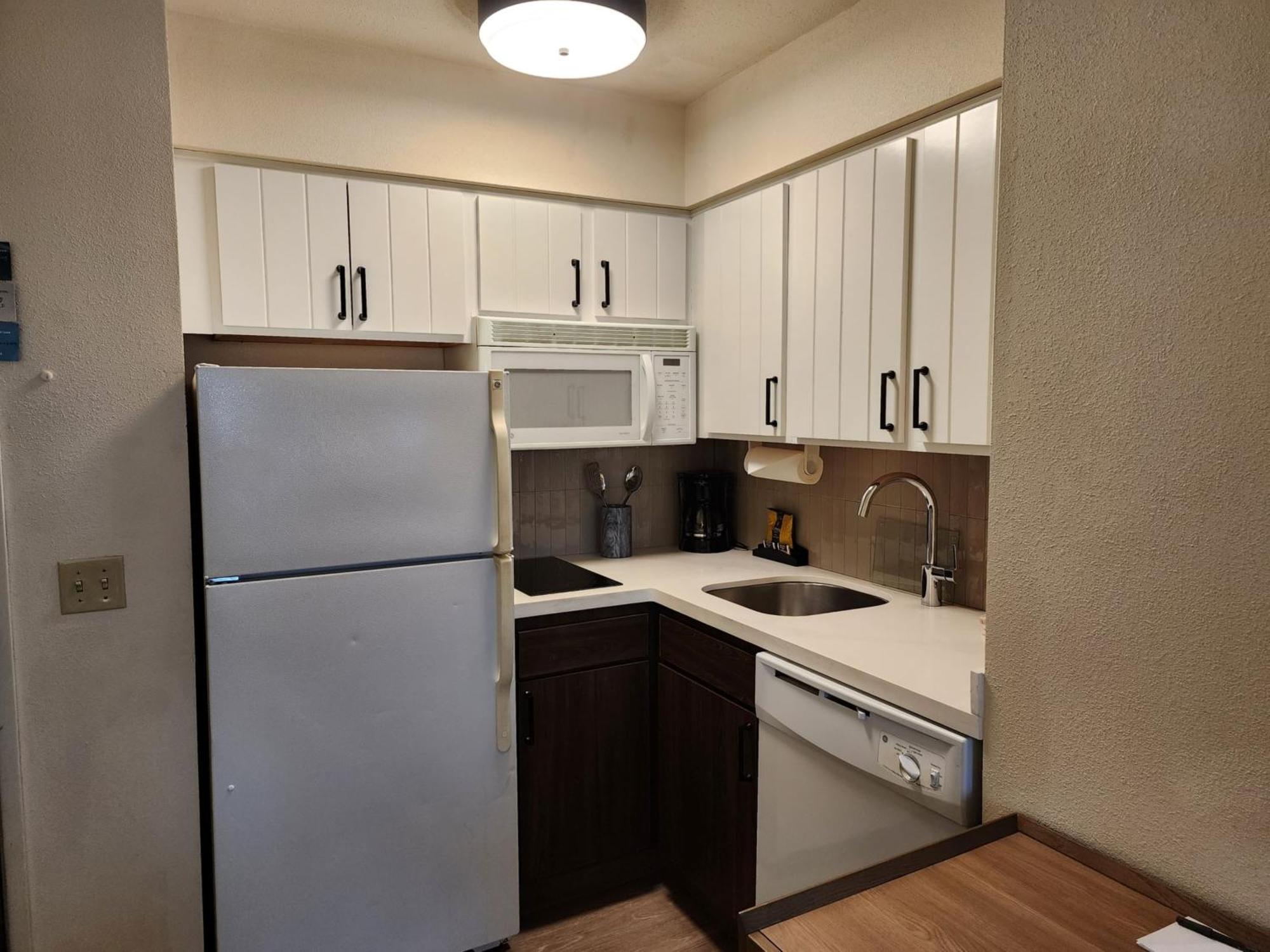 Staybridge Suites Allentown Airport Lehigh Valley By Ihg Eksteriør bilde